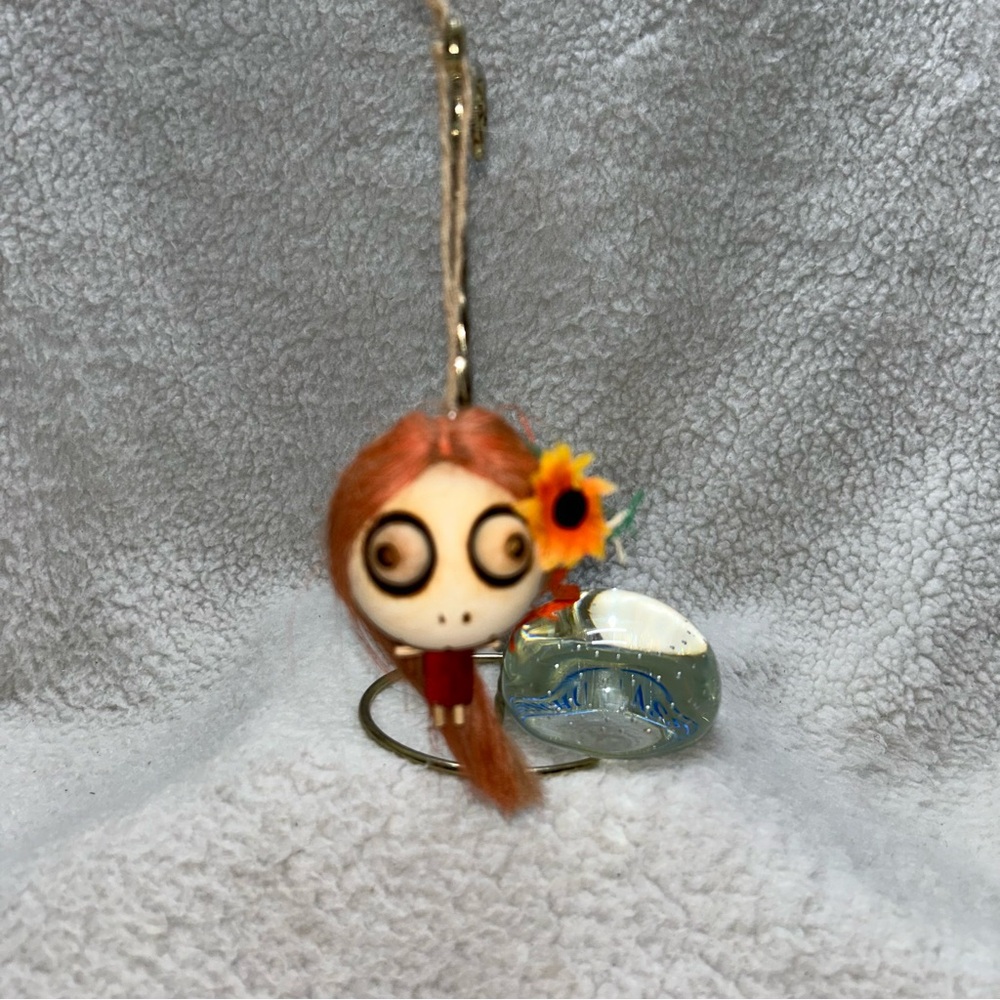 Pier 1 halloween ornament girl with sunflower Crazy Heads 4.5" halloween tree - Picture 9 of 10